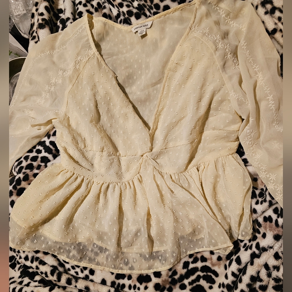 Top - Picture 3 of 5